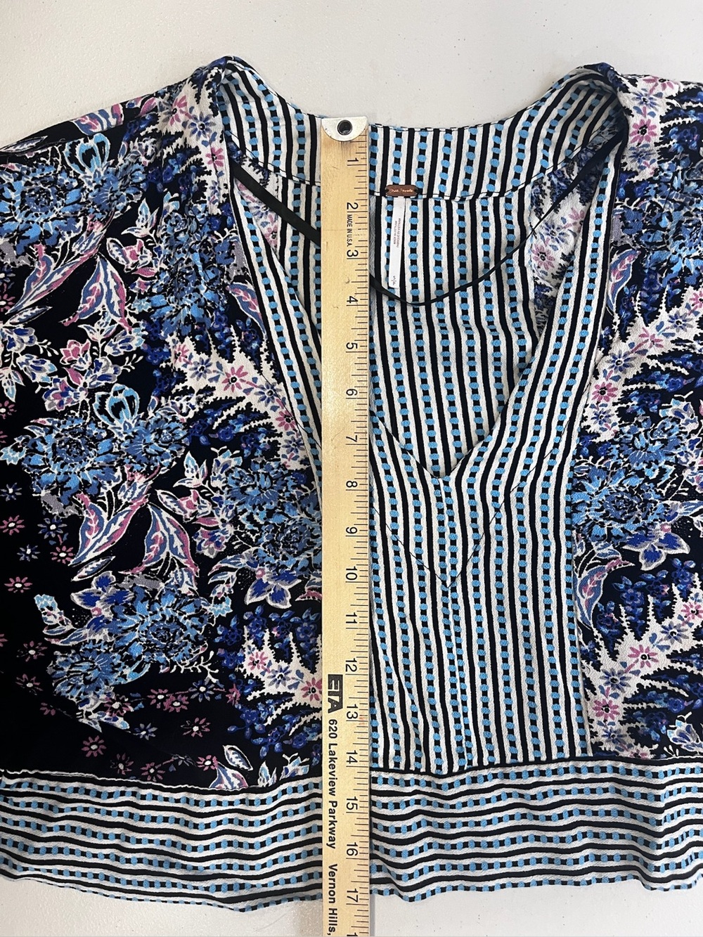 Free People Mixed Print Boho Blouse Bell Sleeve Top Size S - Picture 6 of 12